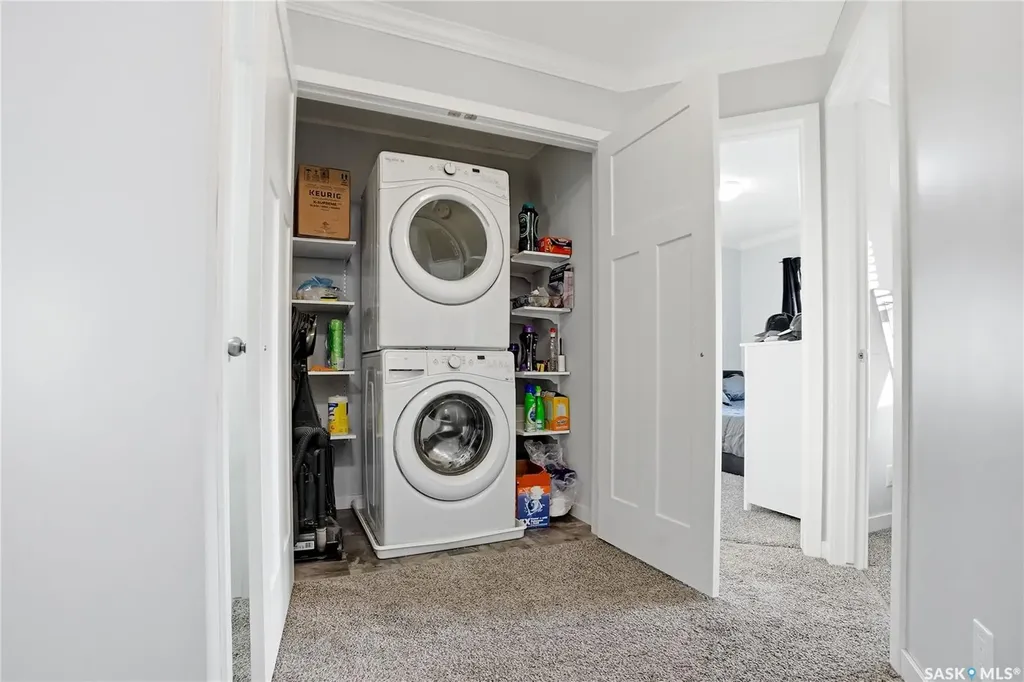 250 Akhtar Bend Saskatoon SK S7W 0W4