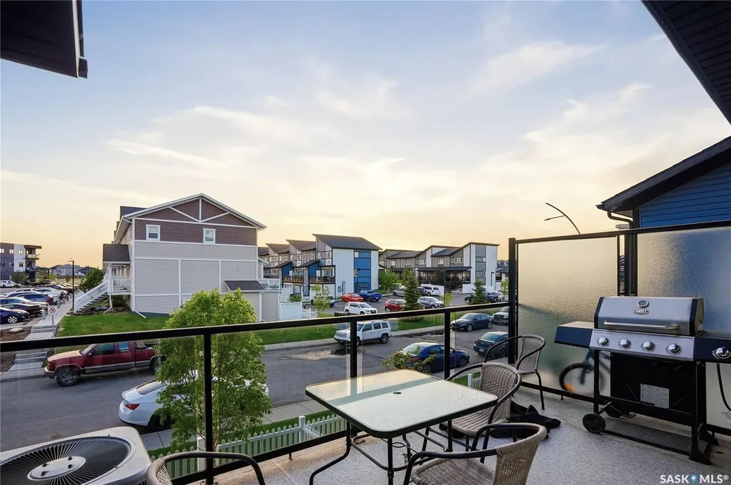250 Akhtar Bend Saskatoon SK S7W 0W4