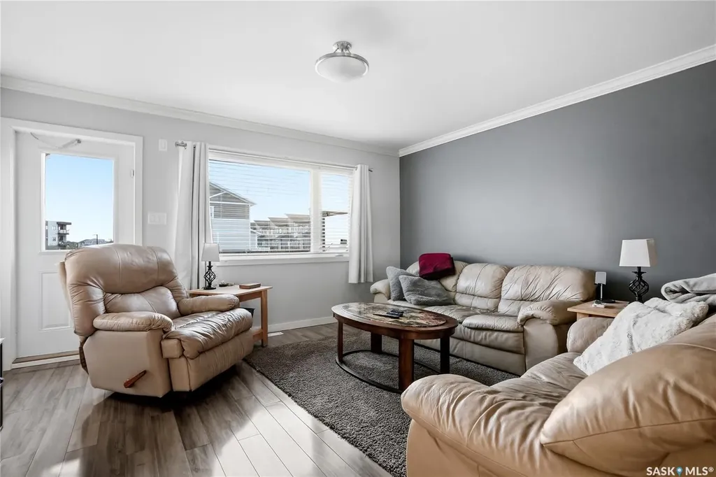 250 Akhtar Bend Saskatoon SK S7W 0W4