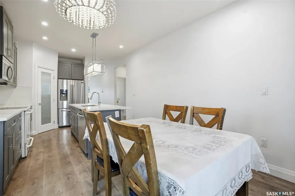 434 Mcarthur Crescent Saskatoon SK S7L 6Y3