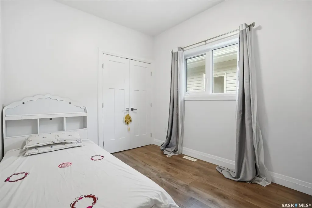 434 Mcarthur Crescent Saskatoon SK S7L 6Y3