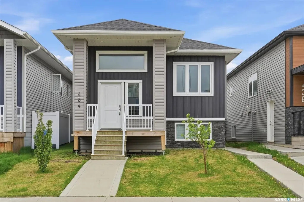 434 Mcarthur Crescent Saskatoon SK S7L 6Y3