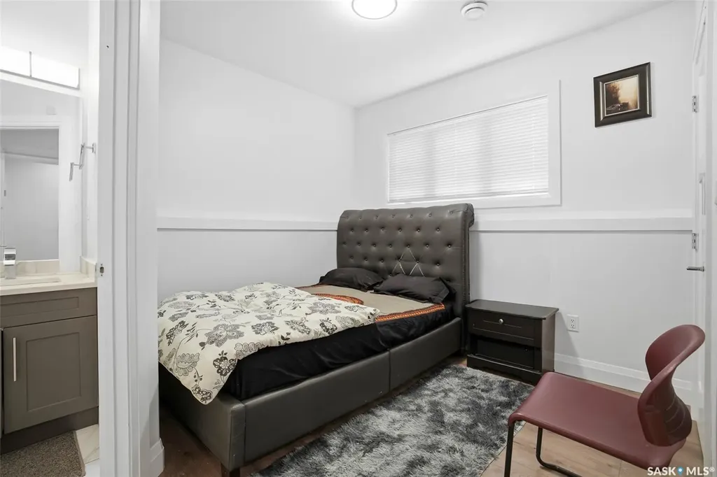 434 Mcarthur Crescent Saskatoon SK S7L 6Y3
