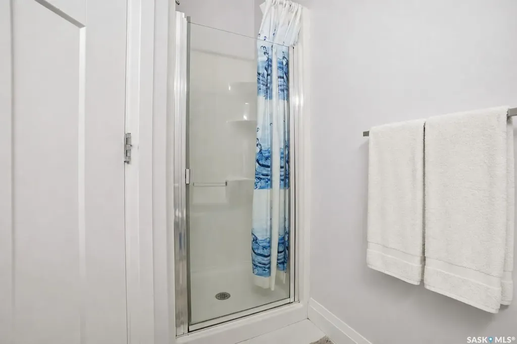 434 Mcarthur Crescent Saskatoon SK S7L 6Y3