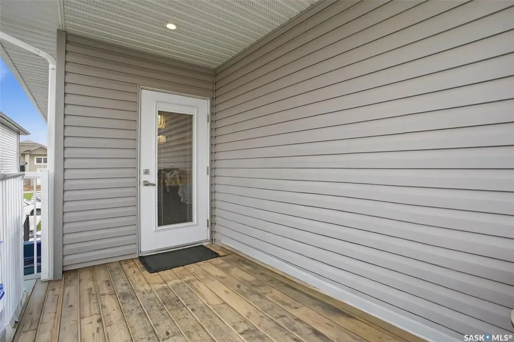 434 Mcarthur Crescent Saskatoon SK S7L 6Y3