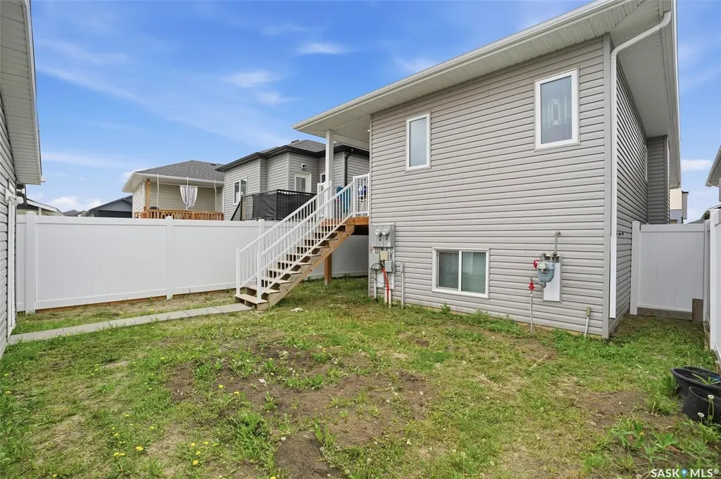 434 Mcarthur Crescent Saskatoon SK S7L 6Y3