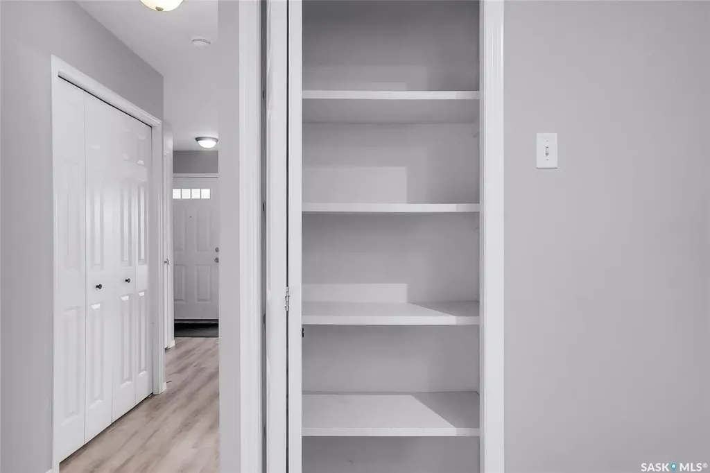 102 Pawlychenko Lane Saskatoon SK S7V 1G9