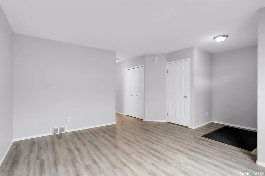 102 Pawlychenko Lane Saskatoon SK S7V 1G9