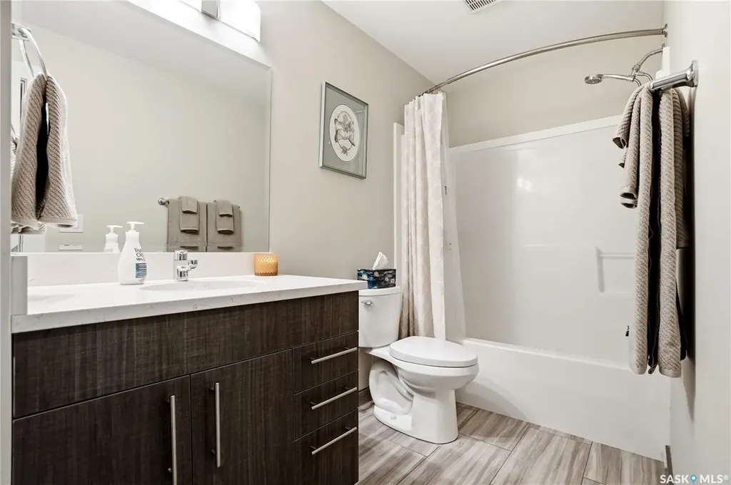 142 Pawlychenko Lane Saskatoon SK S7V 0N7