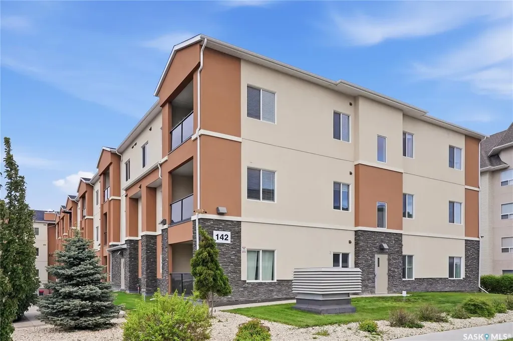 142 Pawlychenko Lane Saskatoon SK S7V 0N7