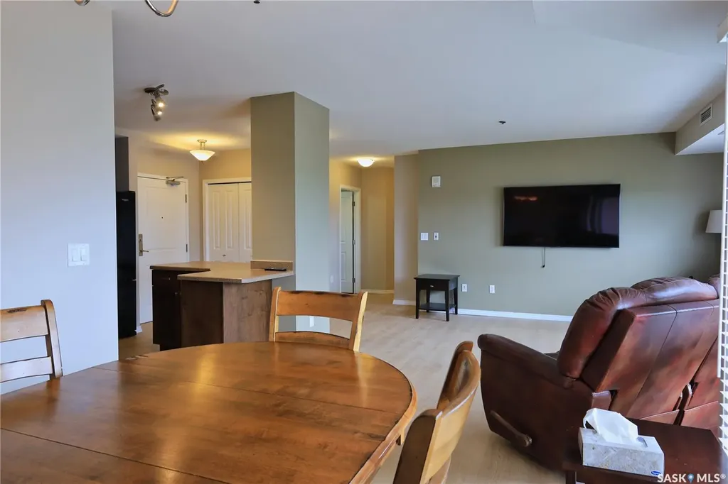 902 Spadina Crescent E Saskatoon SK S7K 0G8