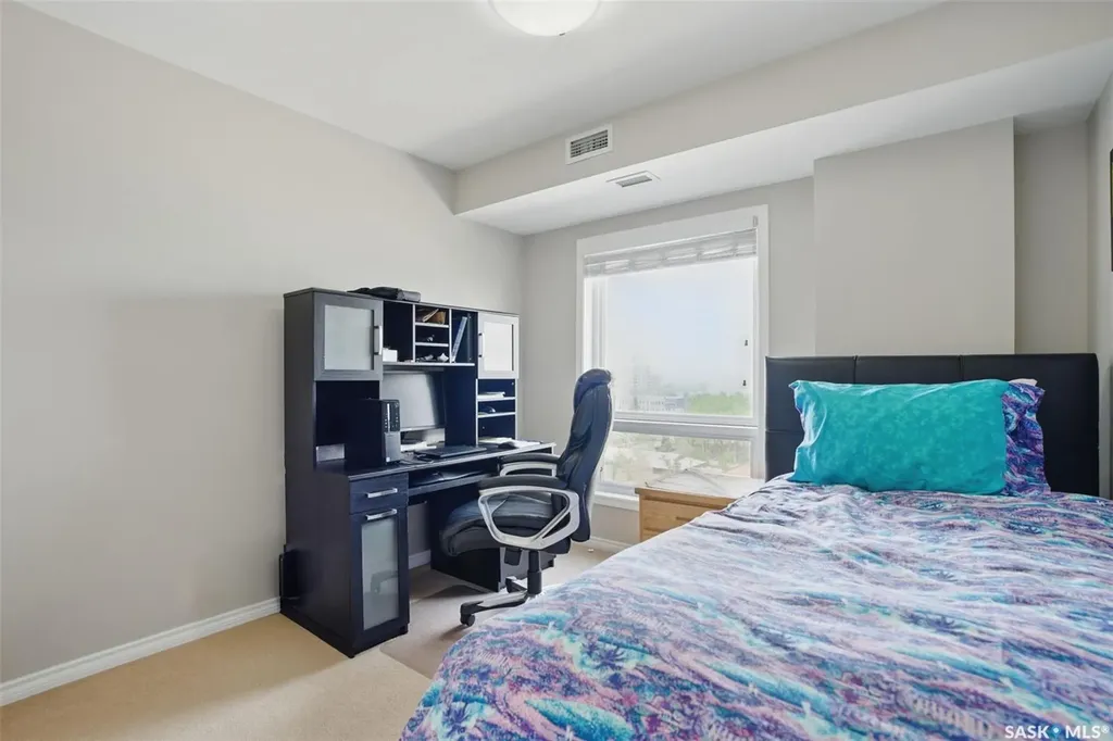 902 Spadina Crescent E Saskatoon SK S7K 0G8