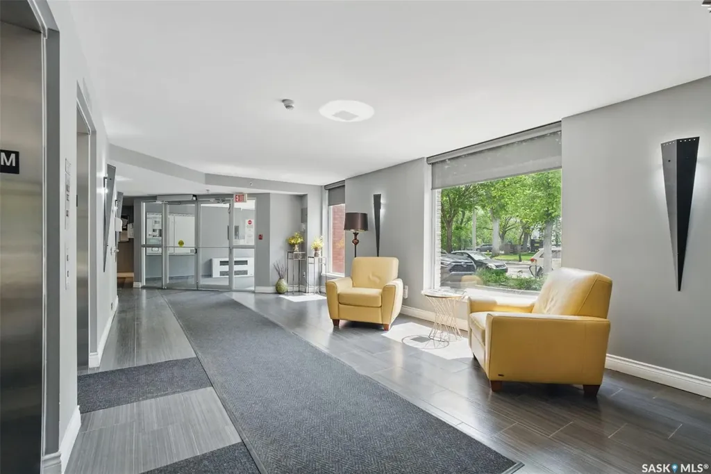 902 Spadina Crescent E Saskatoon SK S7K 0G8
