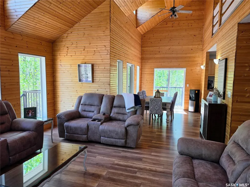116 White Birch Drive Three Lakes Rm No. 400 SK S0K 2X0