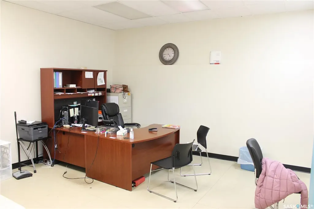 432 Main Street Moose Jaw SK S6H 3K2