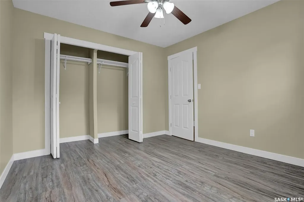 30 Shore Bay Regina SK S4R 7H6
