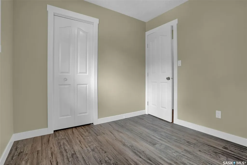 30 Shore Bay Regina SK S4R 7H6