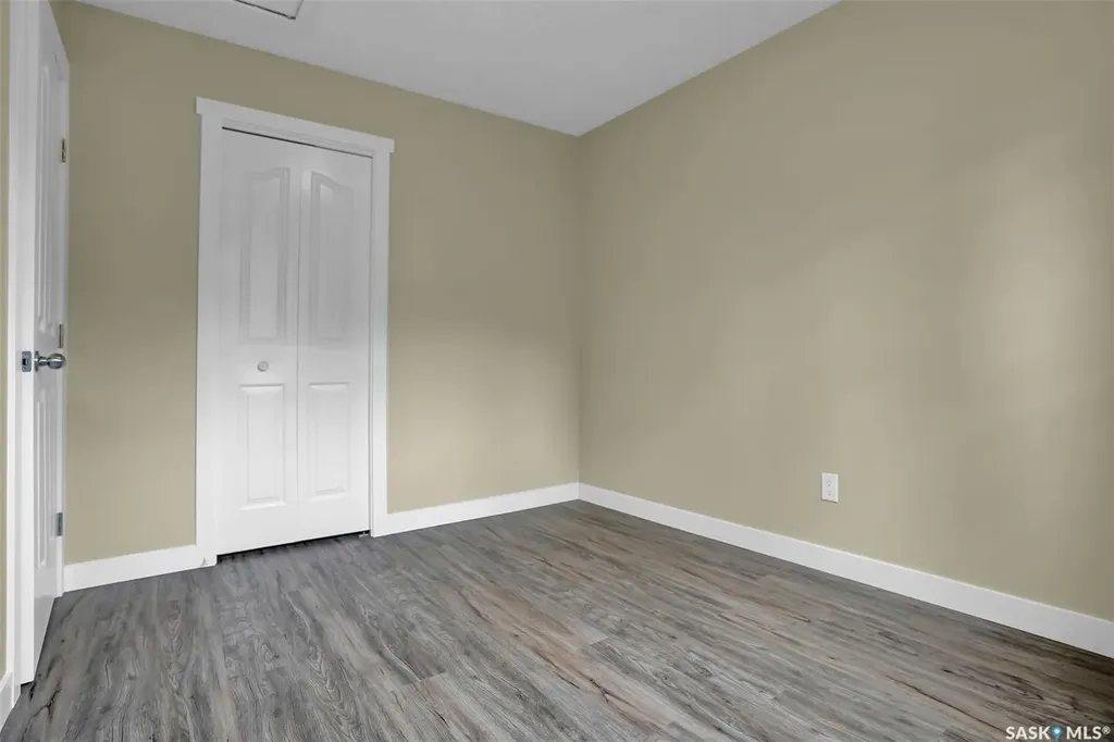 30 Shore Bay Regina SK S4R 7H6