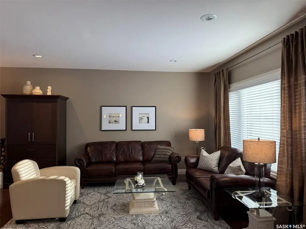 301 Cartwright Terrace Saskatoon SK S7T 1E2