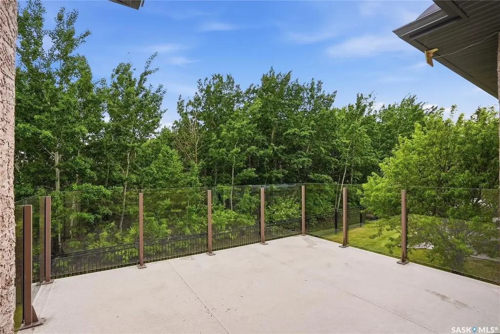 301 Cartwright Terrace Saskatoon SK S7T 1E2