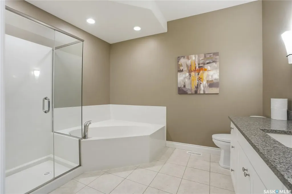 301 Cartwright Terrace Saskatoon SK S7T 1E2