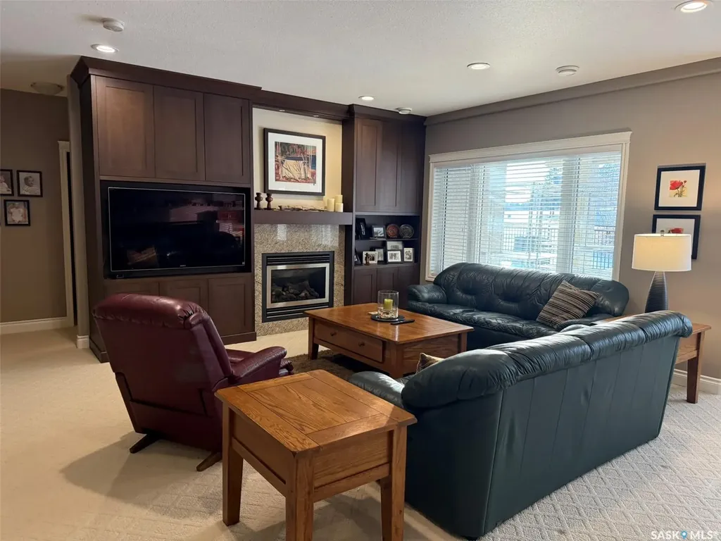 301 Cartwright Terrace Saskatoon SK S7T 1E2