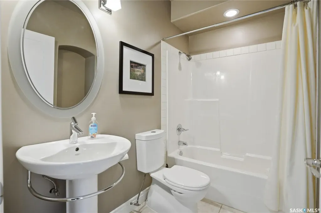 301 Cartwright Terrace Saskatoon SK S7T 1E2