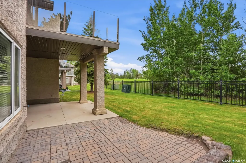 301 Cartwright Terrace Saskatoon SK S7T 1E2