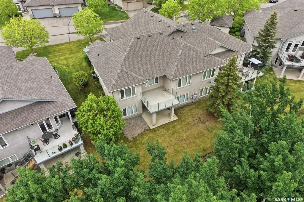 301 Cartwright Terrace Saskatoon SK S7T 1E2