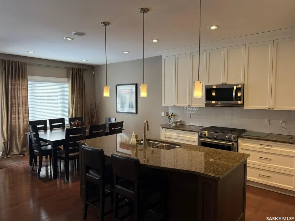 301 Cartwright Terrace Saskatoon SK S7T 1E2