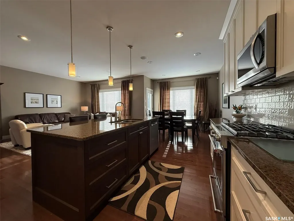 301 Cartwright Terrace Saskatoon SK S7T 1E2
