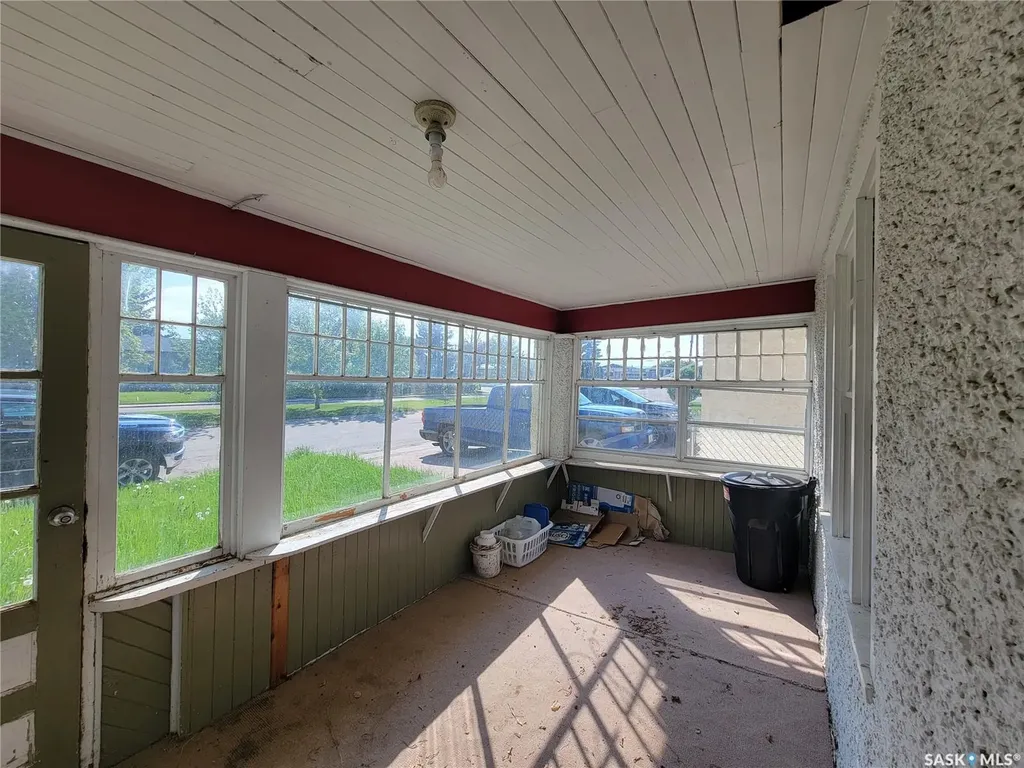 223 2nd Avenue E Unity SK S0K 4L0