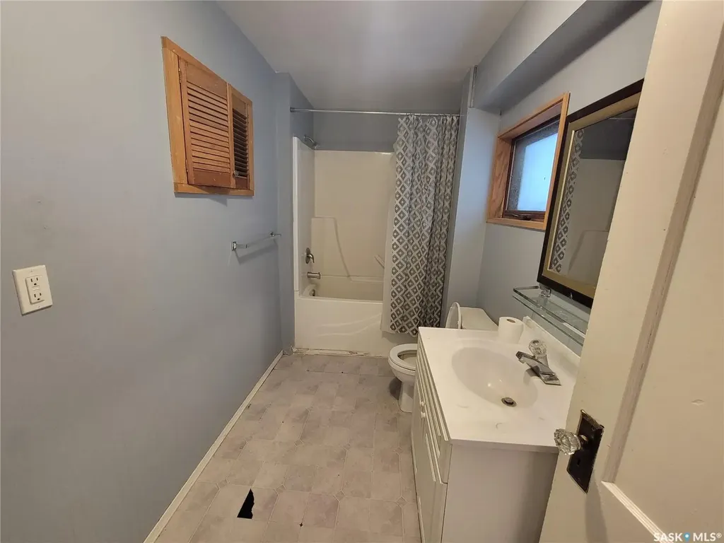 223 2nd Avenue E Unity SK S0K 4L0