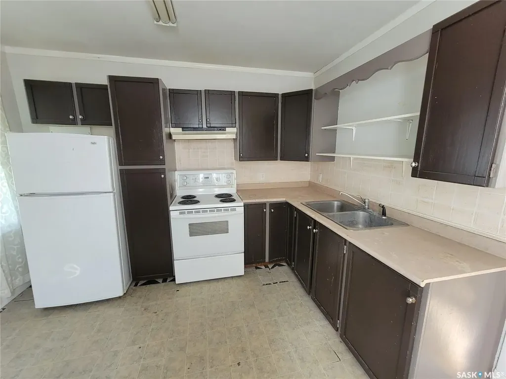 223 2nd Avenue E Unity SK S0K 4L0