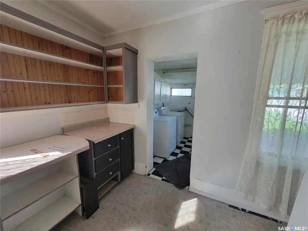223 2nd Avenue E Unity SK S0K 4L0