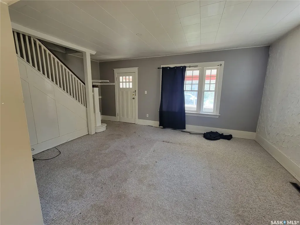 223 2nd Avenue E Unity SK S0K 4L0