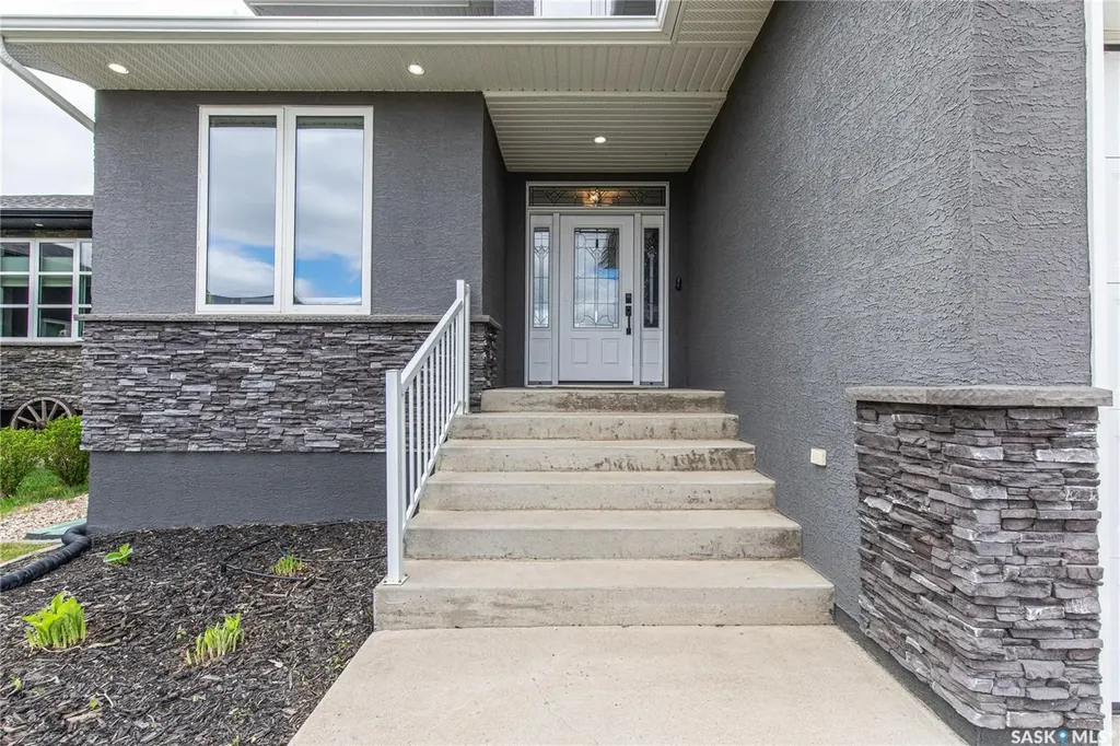 1109 Meier Drive Moose Jaw SK S6J 0B2