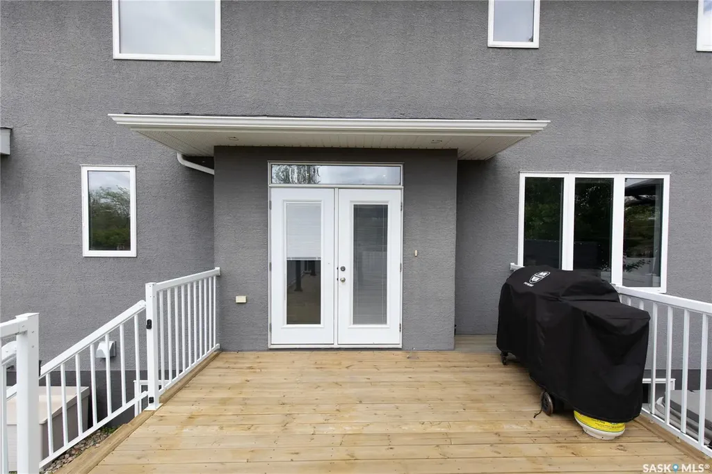 1109 Meier Drive Moose Jaw SK S6J 0B2