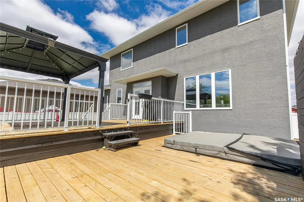 1109 Meier Drive Moose Jaw SK S6J 0B2