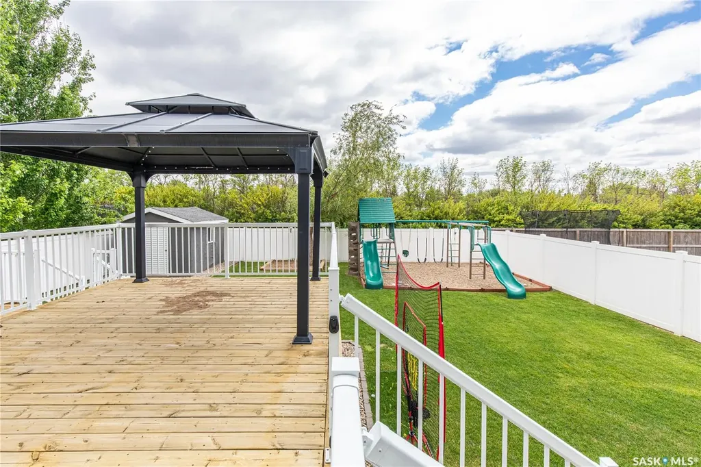 1109 Meier Drive Moose Jaw SK S6J 0B2