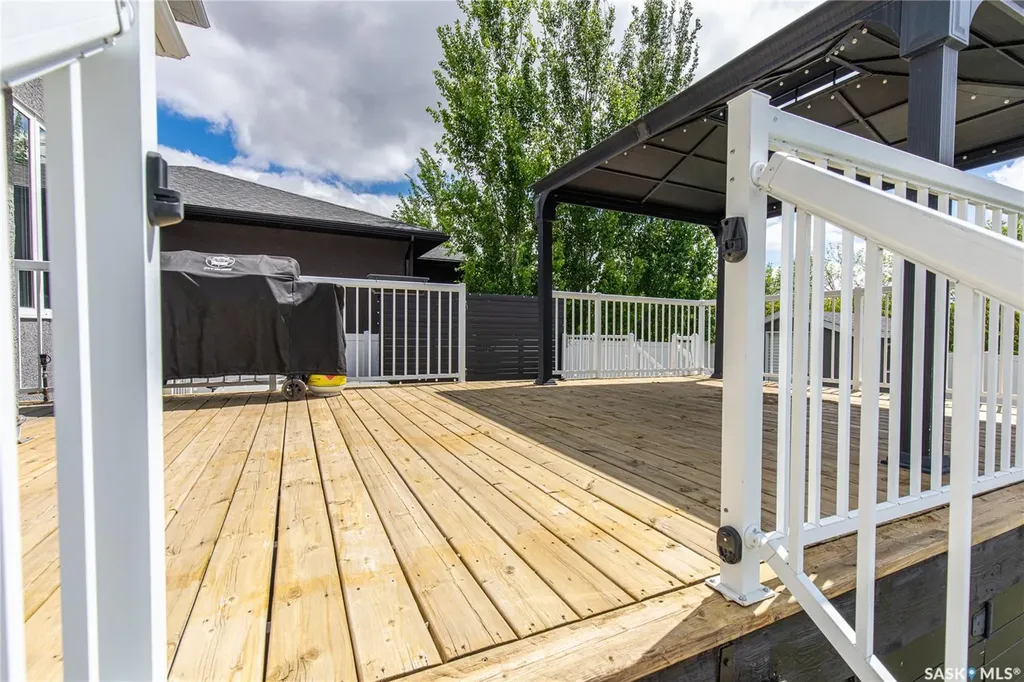 1109 Meier Drive Moose Jaw SK S6J 0B2