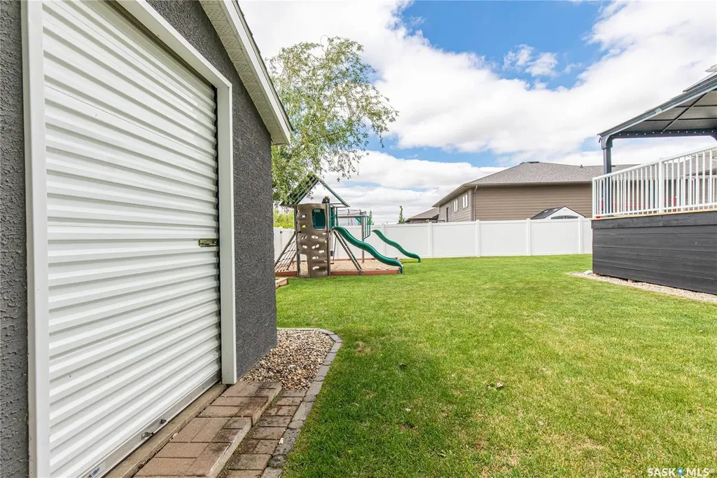 1109 Meier Drive Moose Jaw SK S6J 0B2