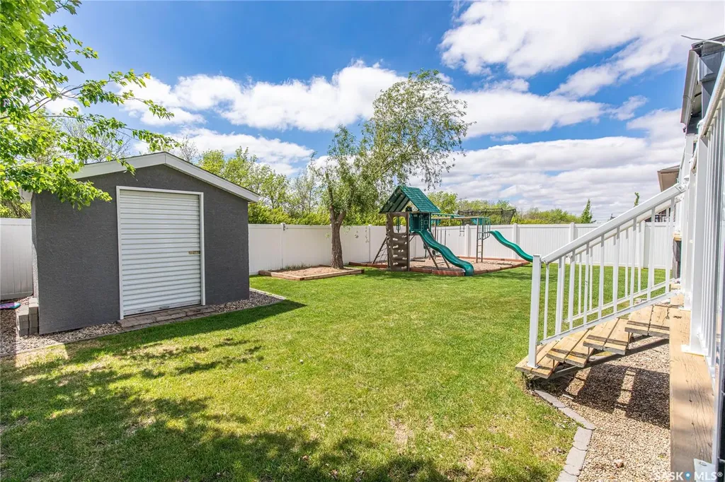 1109 Meier Drive Moose Jaw SK S6J 0B2