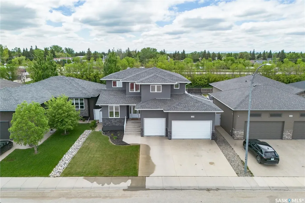 1109 Meier Drive Moose Jaw SK S6J 0B2