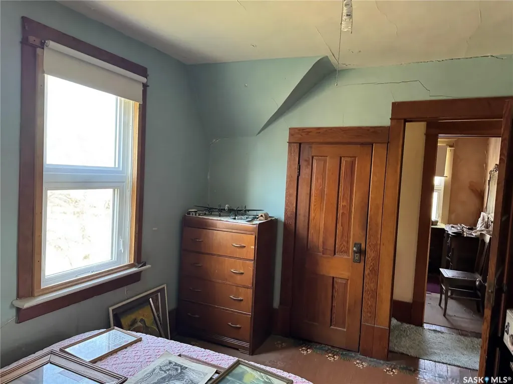 218 Main Street Mossbank SK S0H 3G0