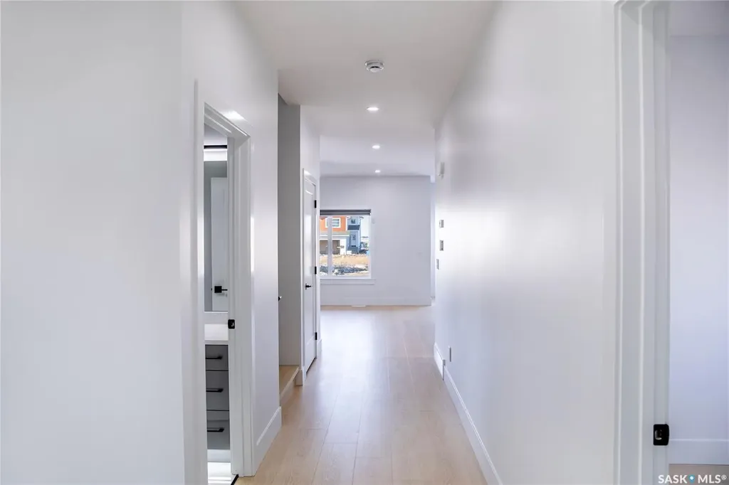 430 Nazarali Manor Saskatoon SK S7H 0W2