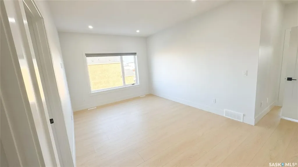 430 Nazarali Manor Saskatoon SK S7H 0W2