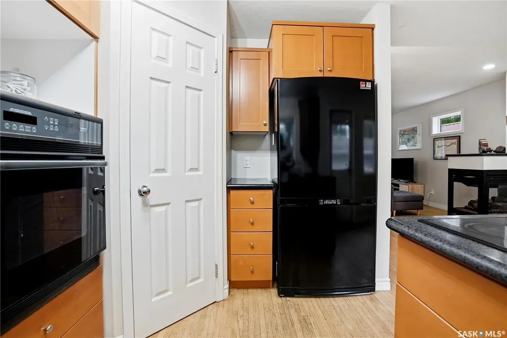 3229 15th Avenue Regina SK S4T 1T1