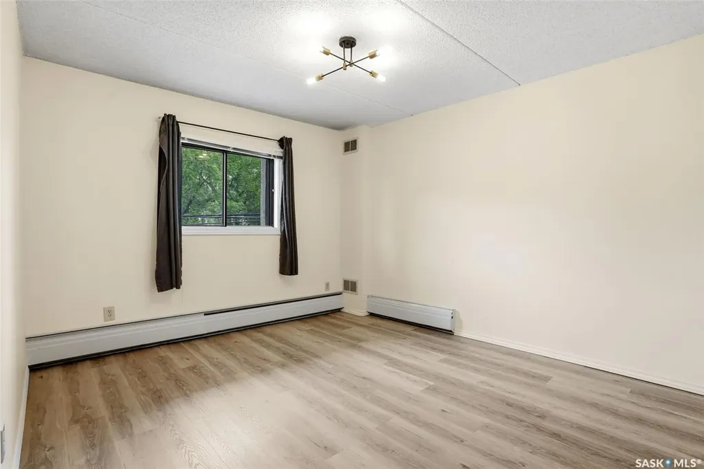 2125 Osler Street Regina SK S4P 4G9