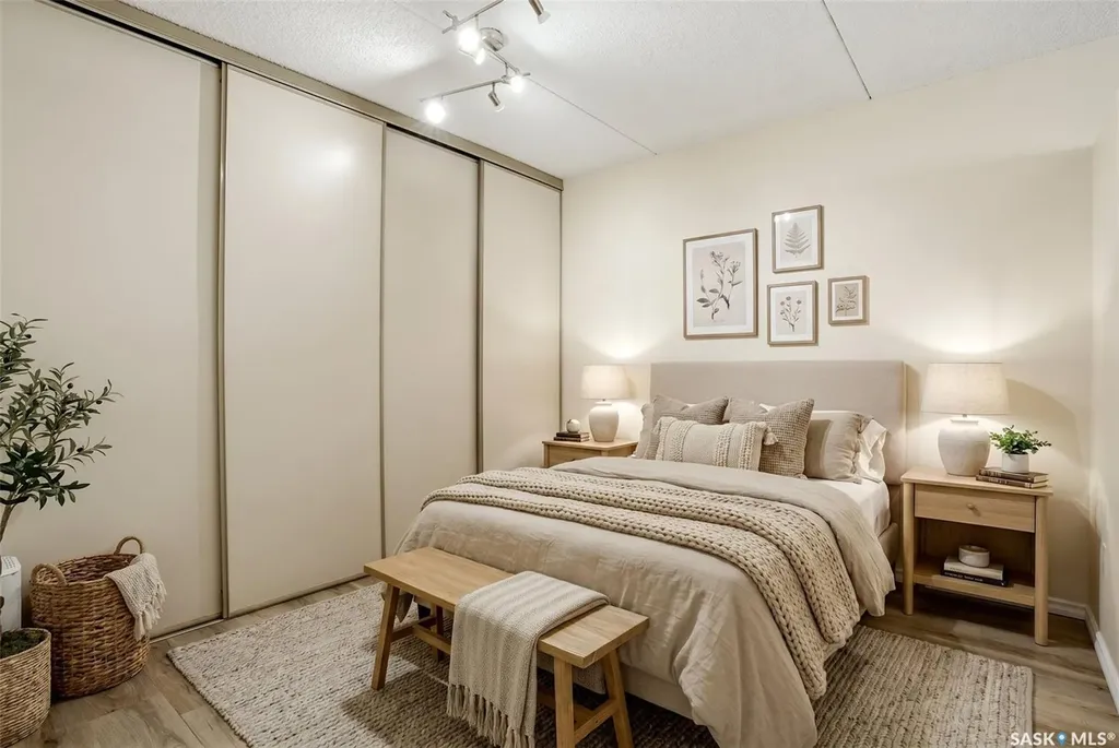 2125 Osler Street Regina SK S4P 4G9